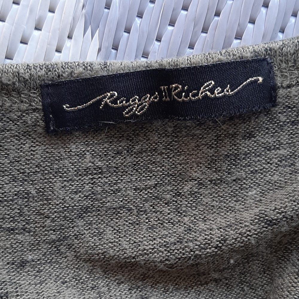 Native design top, Rags to Riches - Picture 4 of 5